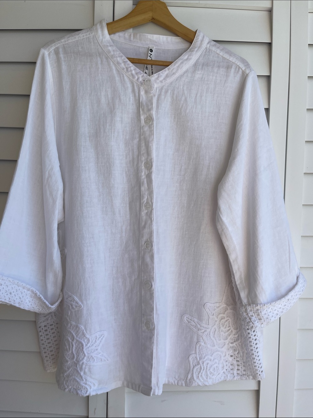 Leo & Nicole White Ramie Cotton Lace Embroidered Button Front Top Blouse XL NWT
